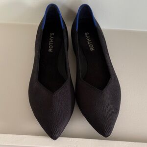 Rothy's Black 9.5 Pointe Flats with Blue Trim